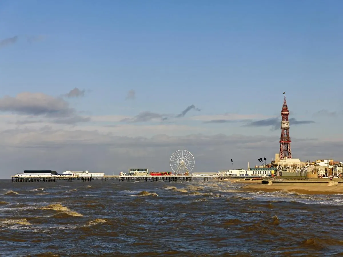 Three - Uk43701 Villa Lytham St Annes United Kingdom